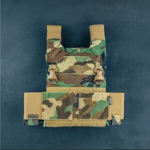 T.REX AC1 Vest- Large Plates M81 Woodland